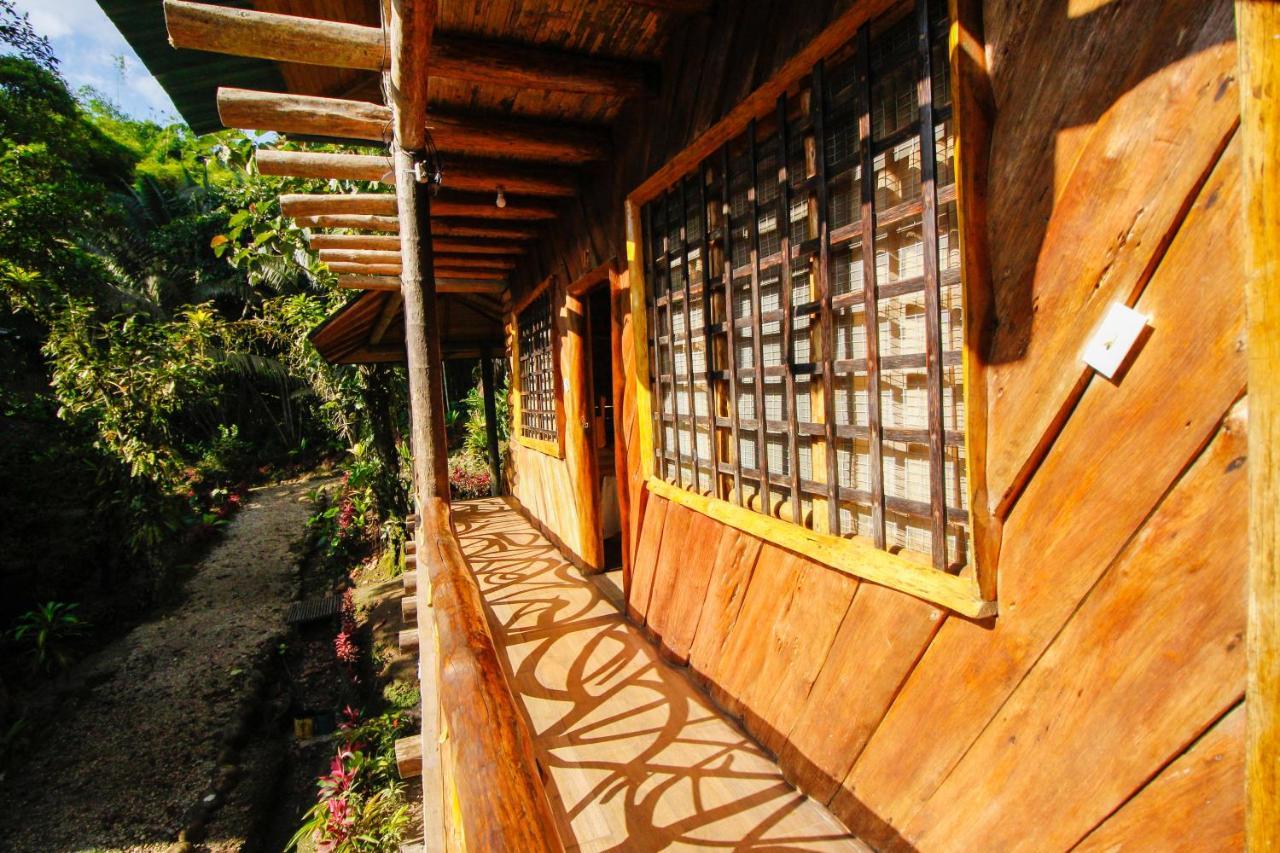 Hosteria Flor de Canela Puyo Esterno foto